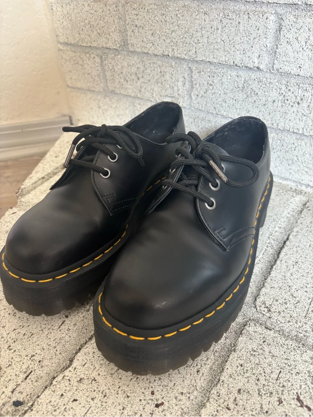 Dr. Martens Women’s 1461 Black Leather Oxford Shoes